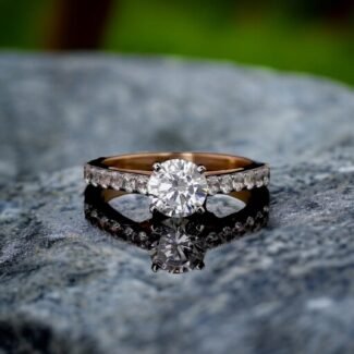 Round Lab-Grown Diamond Engagement Ring | Two-Tone Pavé Band | Vevajewel