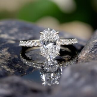 Oval Lab-Grown Diamond Engagement Ring with Pavé Band | Vevajewel