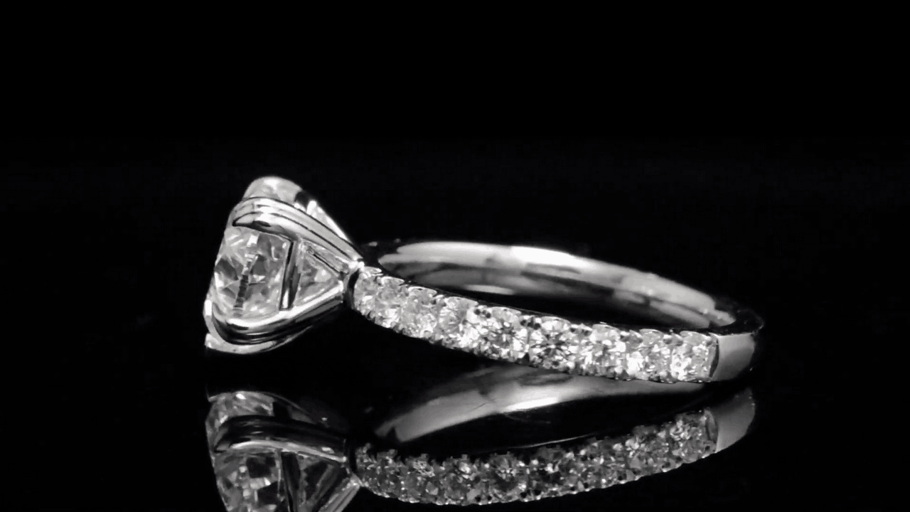 Heart-Cut Diamond Engagement Ring with Pavé Band | Elegant & Romantic