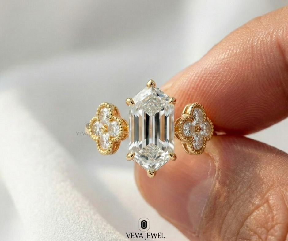 vintage floral moissanite wedding ring in yellow gold